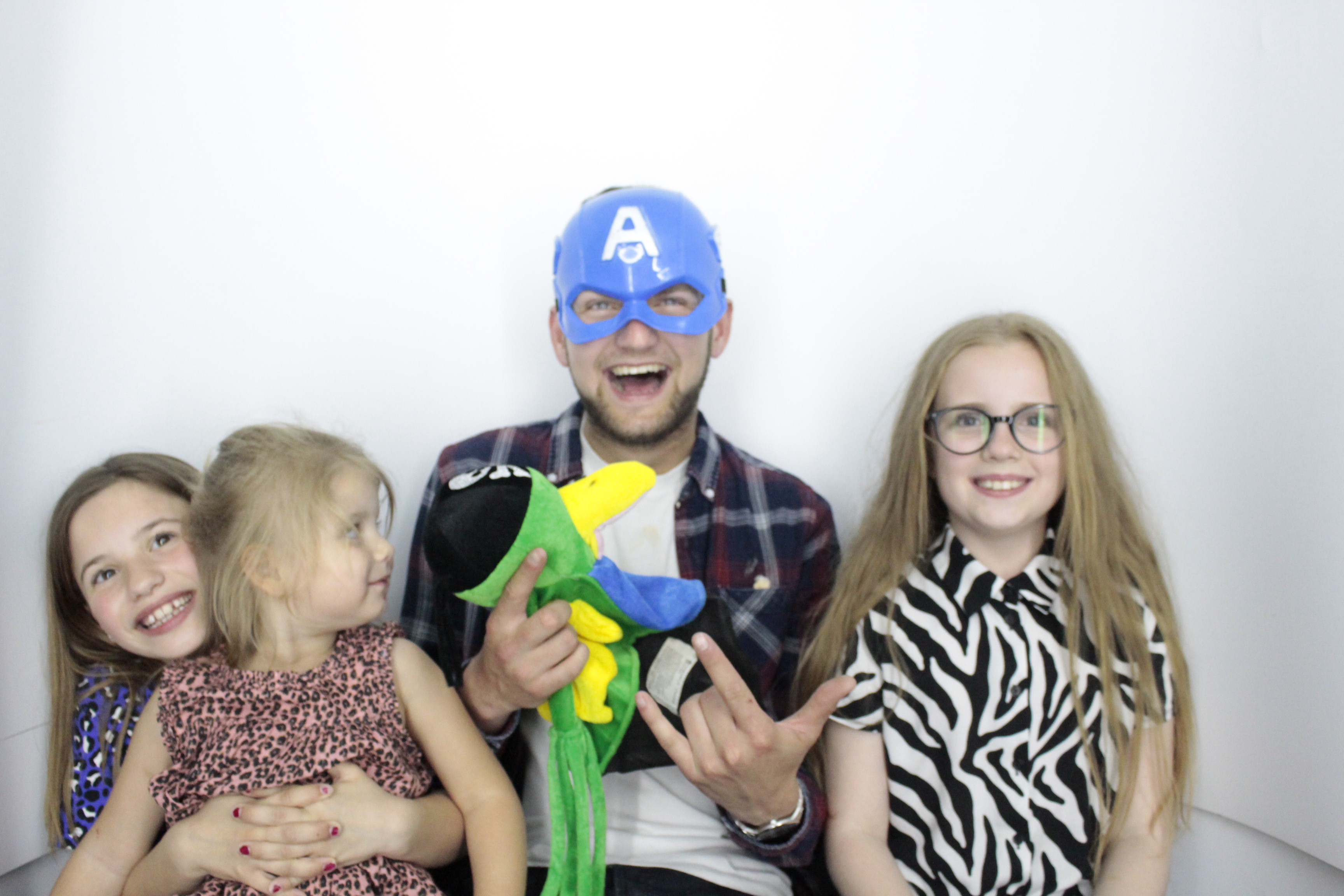 Mandy's 60th  Birthday Party | View more photos from the event at gallery.myphotoboothexperience.co.uk/u/MyPhotoBoothExperienceLtd/Mandys-60th-Birthday-Party